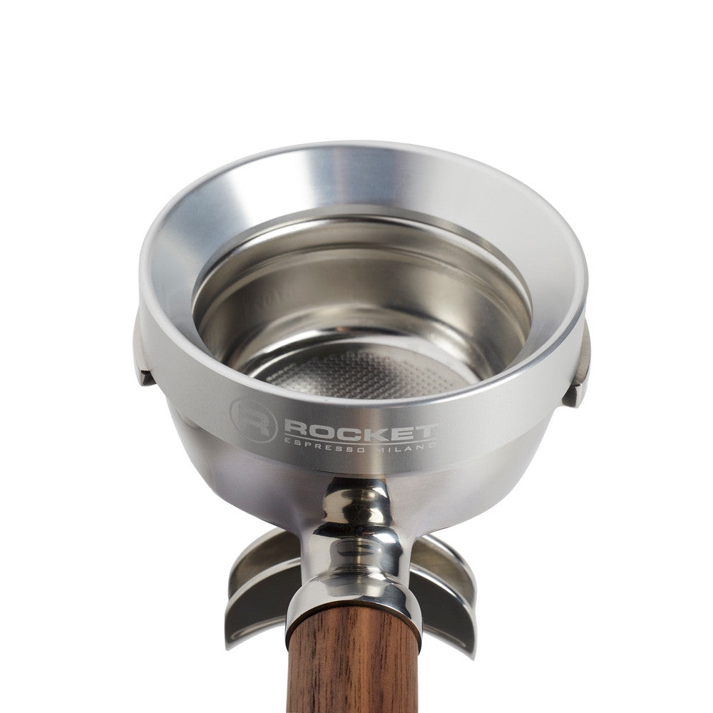 Rocket Magnetic Dossing Funnel Black